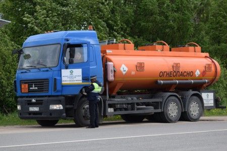 Учебная программа подготовки специалистов, ответственных по вопросам безопасности перевозки опасных грузов классов 3, 4.1, 4.2, 4.3, 5.1, 5.2, 6.1, 6.2, 8 и 9 автомобильным транспортом